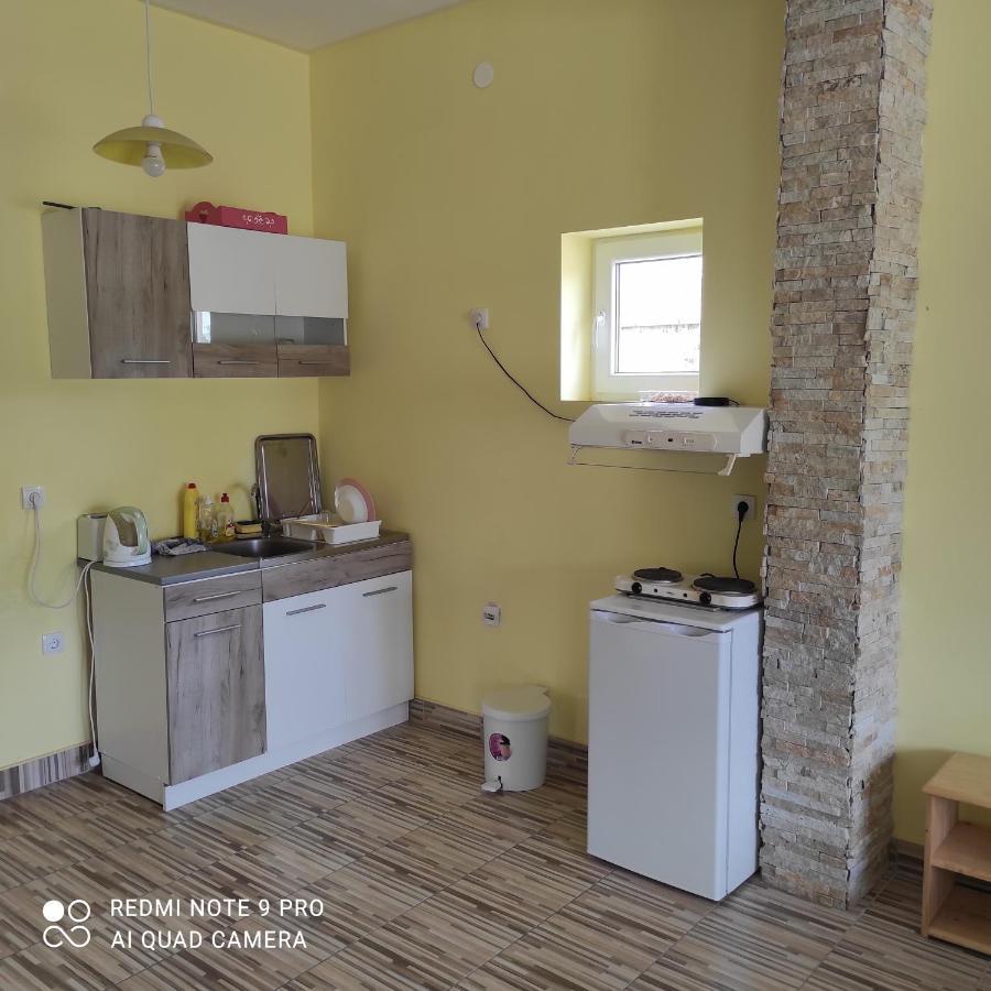 Mirella33 Appartement Palić Buitenkant foto
