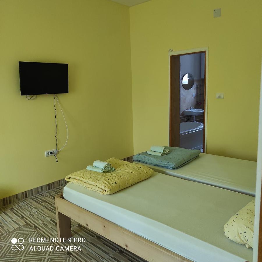Mirella33 Appartement Palić Buitenkant foto