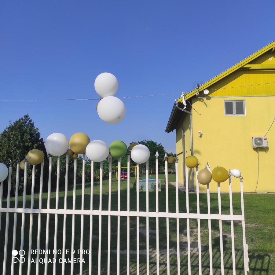 Mirella33 Appartement Palić Buitenkant foto
